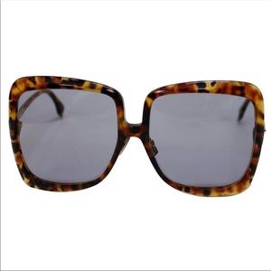 Brand new oversized sunglasses